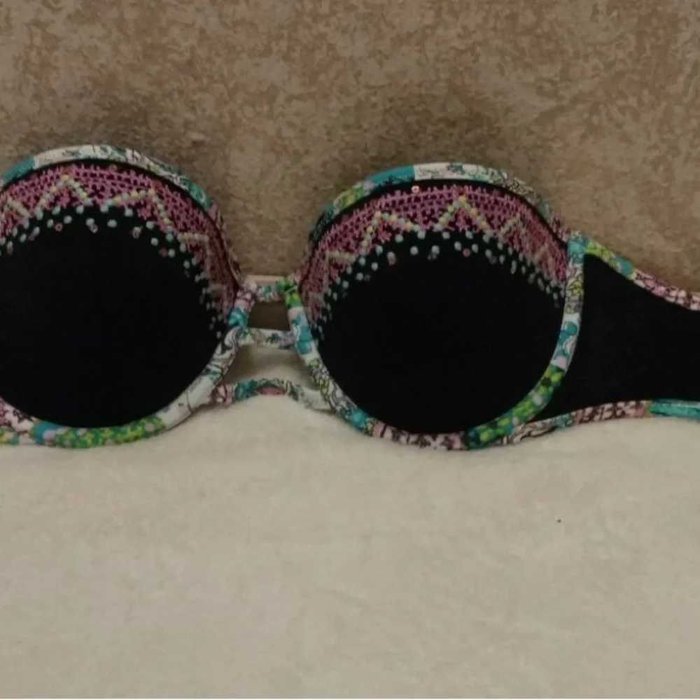 Victoria's Secret Bali Black and Multicolor Embroidered Bikini Top